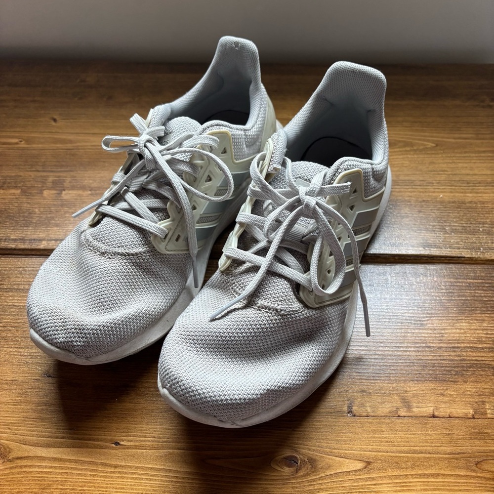 Adidas Solyx Art B43725 Gray Shoes
Women's size 8